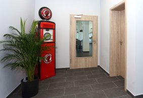 Interiérové dveře PRÜM Standard LA, povrch dveří CPL laminát 3D - Touch dub DA, výplňové sklo Float čirý