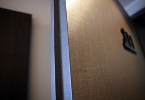 Interiérové dveře PRÜM v povrchu CPL Karo dark s Premiumkante