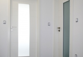 Prosklené bíle lakované interiérové dveře PRÜM Royal 251-LA3, povrch dveří Bílá exclusiv, sklo Matelux