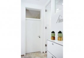 Bílé interiérové dveře PRÜM Standard, povrch dveří Bílá exclusiv, nadsvětlík - sklo Float čirý